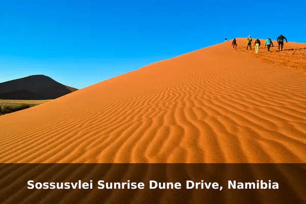 Sossusvlei Sunrise Dune Drive, Namibia